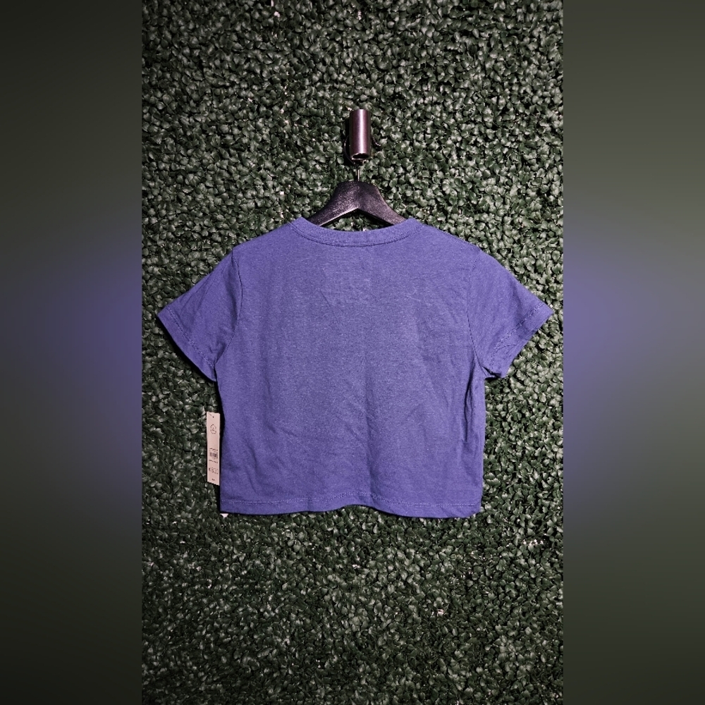 Navy Graphic Cropped Tee - Picture 4 of 4